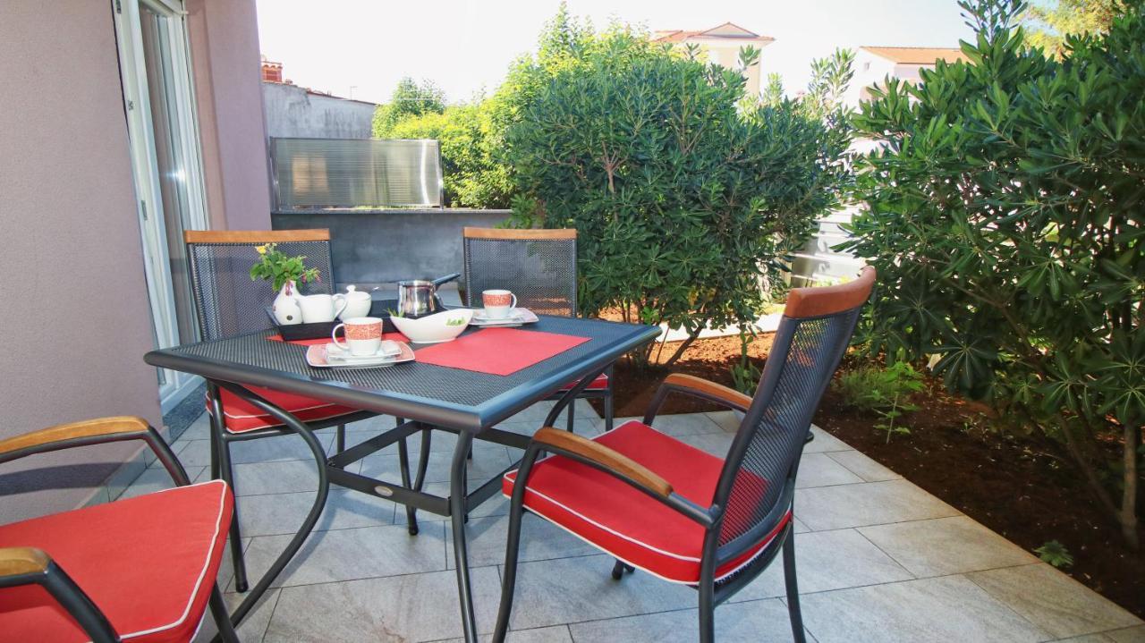 Guesthouse Esma Rovinj Eksteriør billede