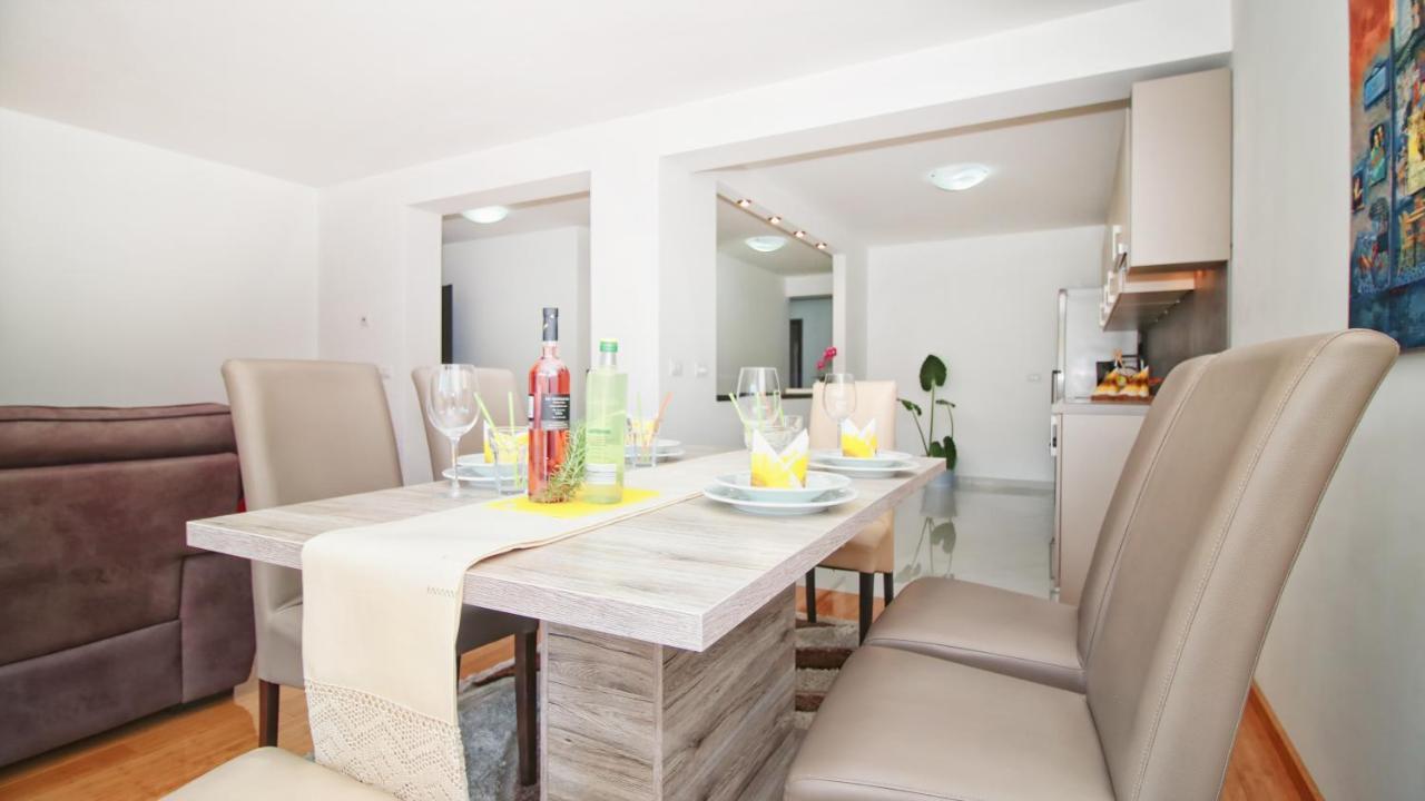 Guesthouse Esma Rovinj Eksteriør billede