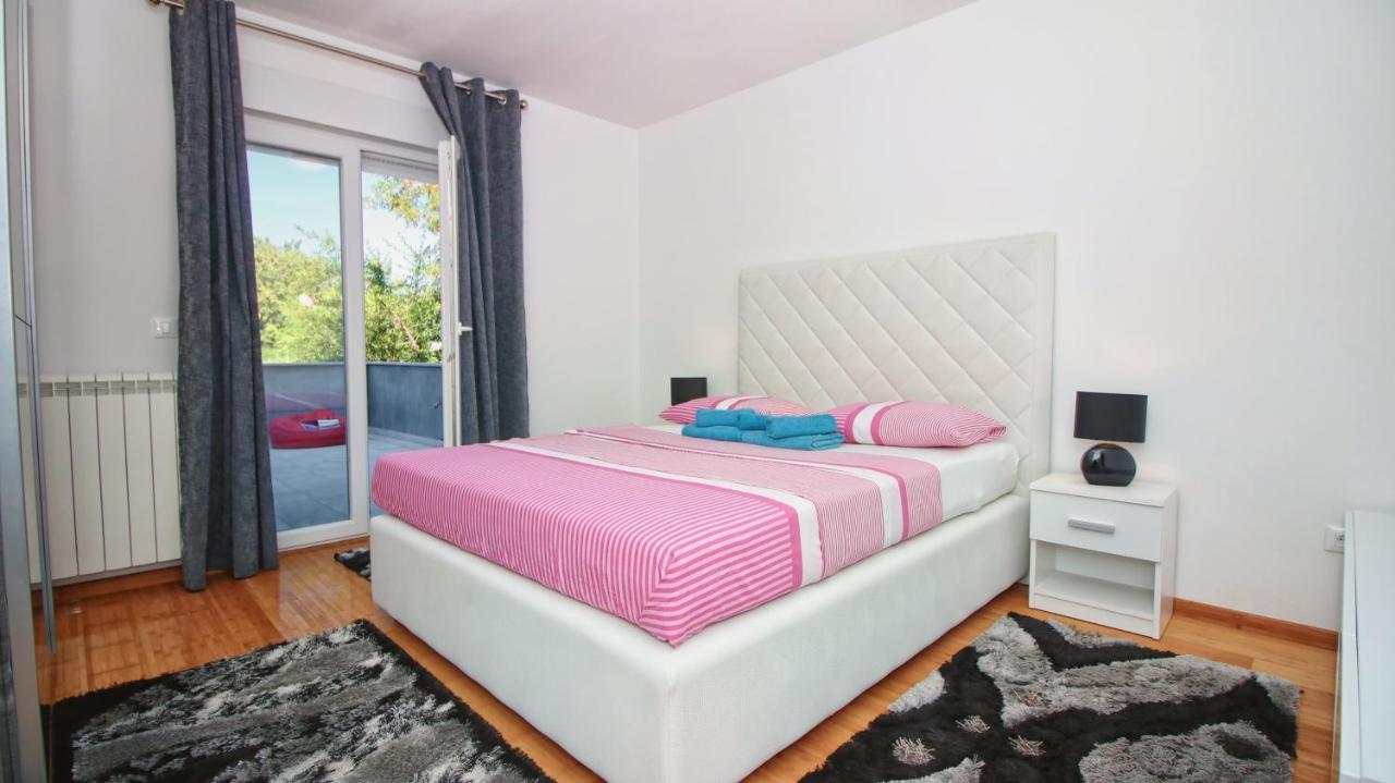 Guesthouse Esma Rovinj Eksteriør billede