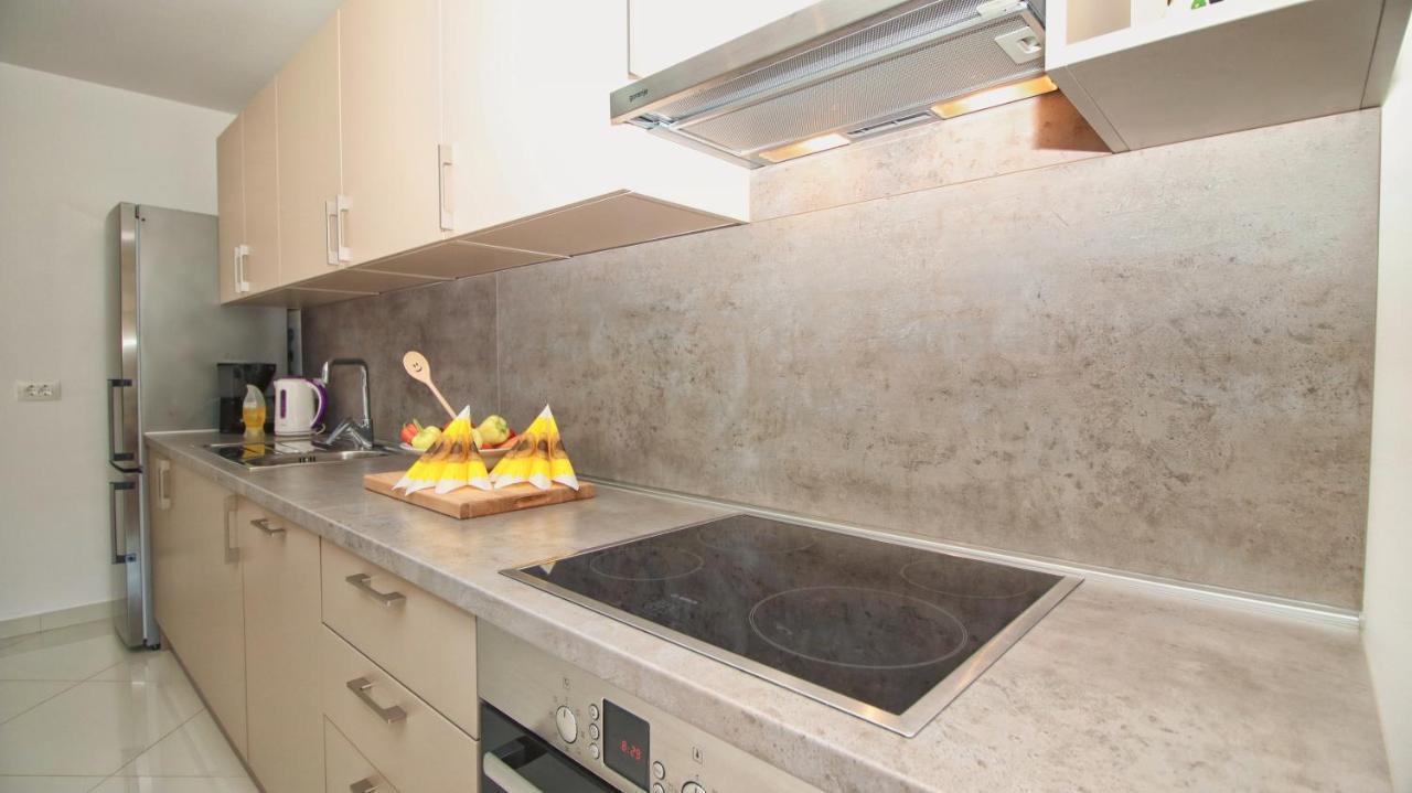 Guesthouse Esma Rovinj Eksteriør billede